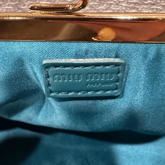 Miu Miu Parfums Turquoise Leather Kiss-Lock Clutch w/ removable crossbody - Picture 6 of 10